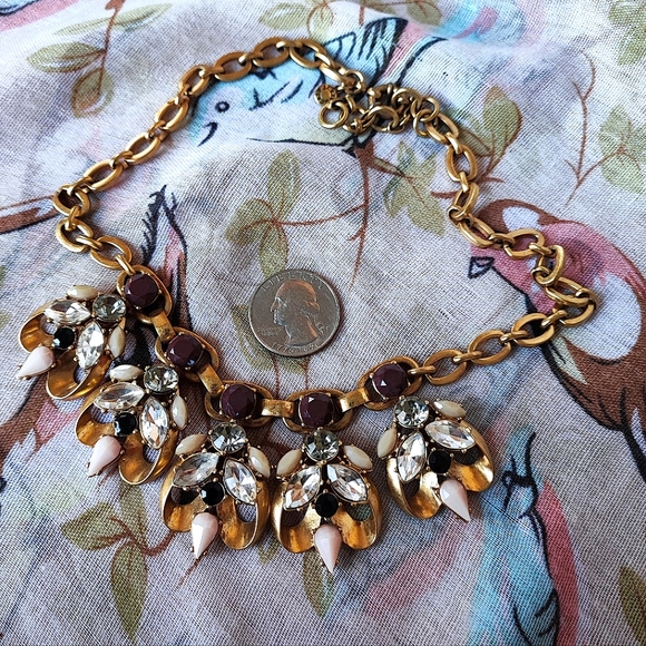 J. Crew Antiqued Gold Tone Hardware Rhinestone Statement Necklace Jewelry - Picture 6 of 7